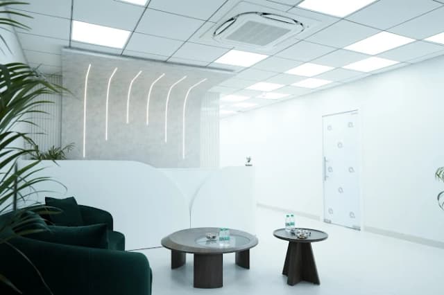 QHT Hair Transplant Clinic, North West Delhi